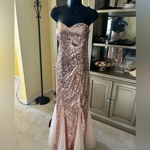 Rose Gold mermaid gown by Grace Karin size 12